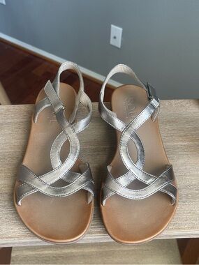 Soul Naturalizer Solo Gold Metallic Ankle Straps Sandals Size 8.5 Comfort Shoes